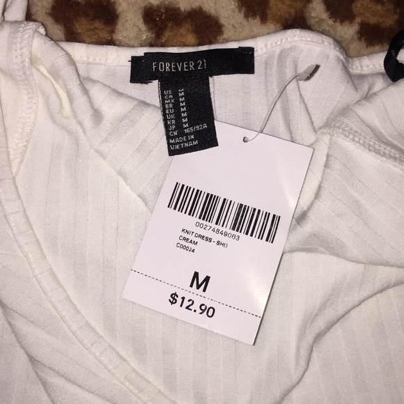 Cream Knit Dress🌺 - Picture 3 of 3